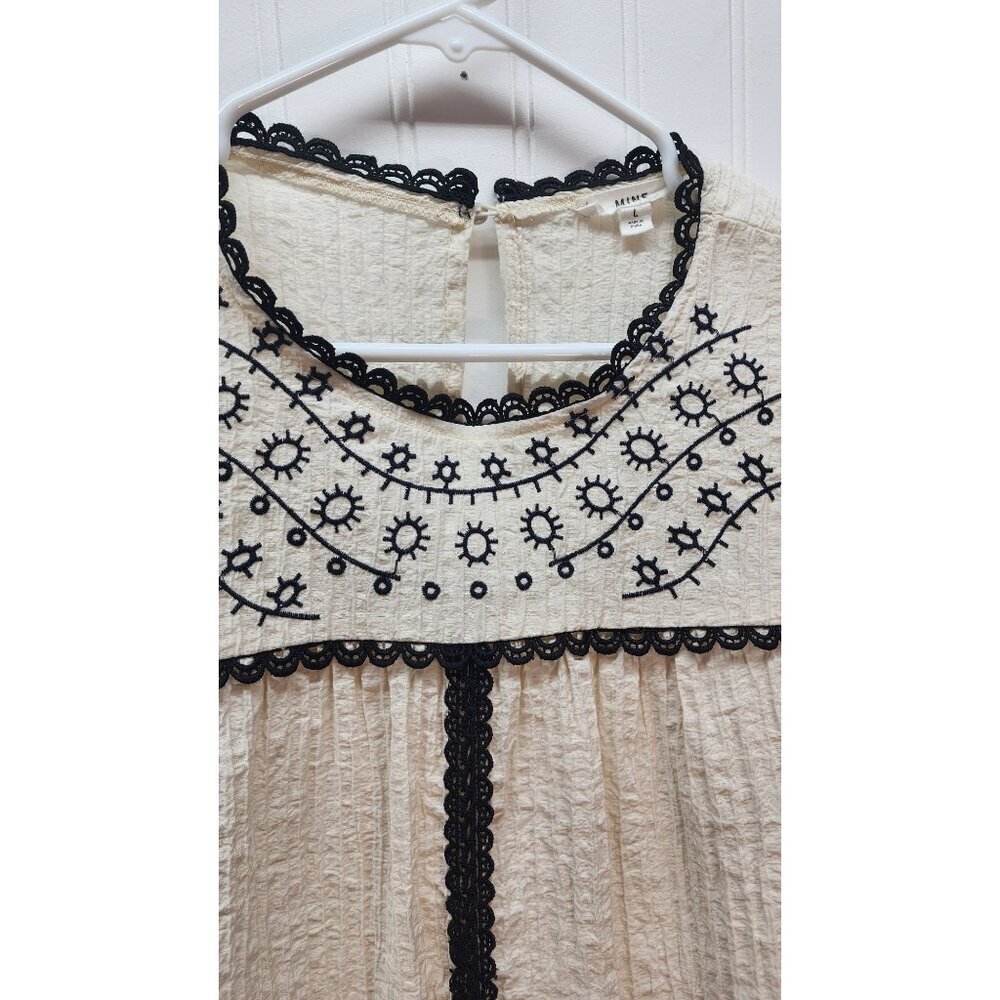 Vintage-Inspired Cream & Black Embroidered Ruffle Sleeve Blouse By Mine - Picture 6 of 16